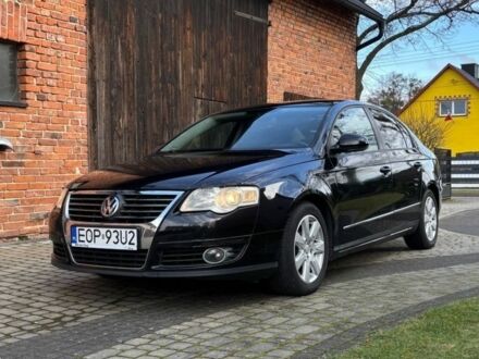Черный Фольксваген Пассат, объемом двигателя 2 л и пробегом 257 тыс. км за 1950 $, фото 1 на Automoto.ua