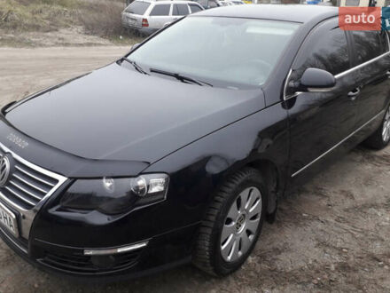 Черный Фольксваген Пассат, объемом двигателя 1.8 л и пробегом 287 тыс. км за 6500 $, фото 1 на Automoto.ua