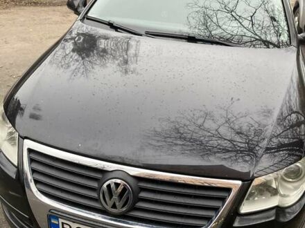 Черный Фольксваген Пассат, объемом двигателя 1.97 л и пробегом 315 тыс. км за 6999 $, фото 1 на Automoto.ua