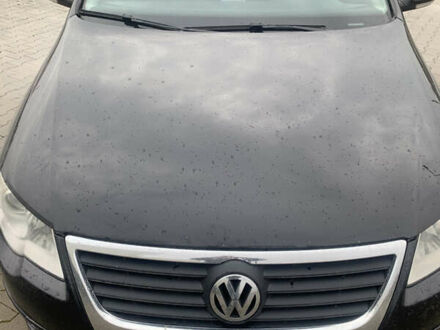 Черный Фольксваген Пассат, объемом двигателя 1.97 л и пробегом 230 тыс. км за 5900 $, фото 1 на Automoto.ua