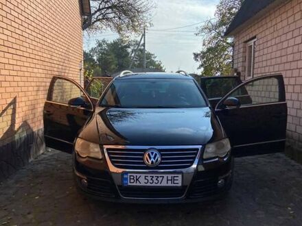 Черный Фольксваген Пассат, объемом двигателя 1.97 л и пробегом 259 тыс. км за 7500 $, фото 1 на Automoto.ua