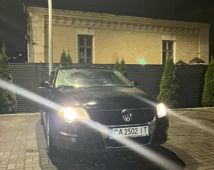 Черный Фольксваген Пассат, объемом двигателя 1.97 л и пробегом 240 тыс. км за 7200 $, фото 1 на Automoto.ua