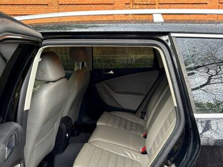 Черный Фольксваген Пассат, объемом двигателя 1.4 л и пробегом 250 тыс. км за 6300 $, фото 1 на Automoto.ua