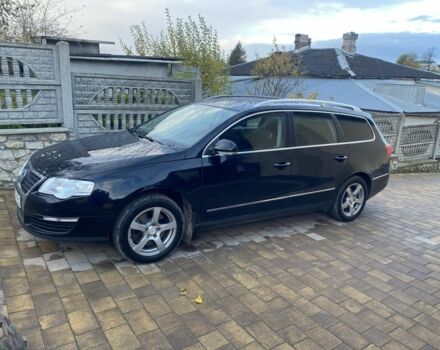 Черный Фольксваген Пассат, объемом двигателя 1.4 л и пробегом 225 тыс. км за 5000 $, фото 1 на Automoto.ua