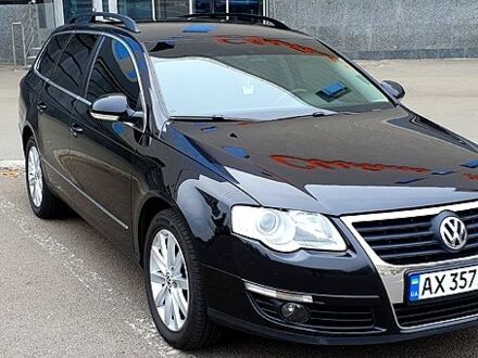 Черный Фольксваген Пассат, объемом двигателя 2 л и пробегом 300 тыс. км за 7500 $, фото 1 на Automoto.ua