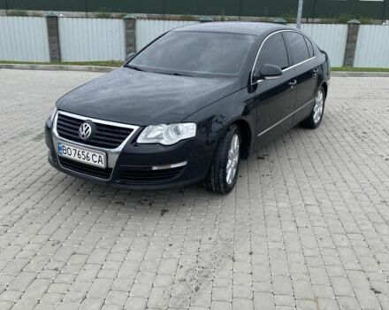 Черный Фольксваген Пассат, объемом двигателя 1.4 л и пробегом 320 тыс. км за 4750 $, фото 1 на Automoto.ua