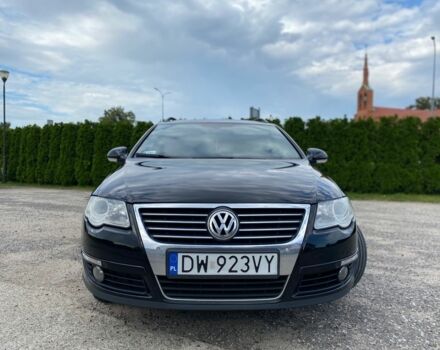 Чорний Фольксваген Пассат, об'ємом двигуна 2 л та пробігом 238 тис. км за 1650 $, фото 1 на Automoto.ua