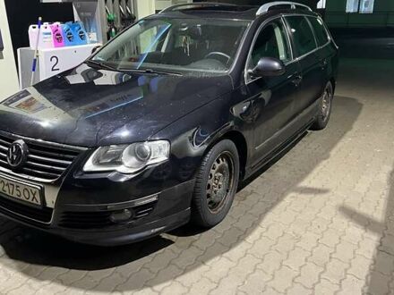 Чорний Фольксваген Пассат, об'ємом двигуна 1.8 л та пробігом 235 тис. км за 7500 $, фото 1 на Automoto.ua