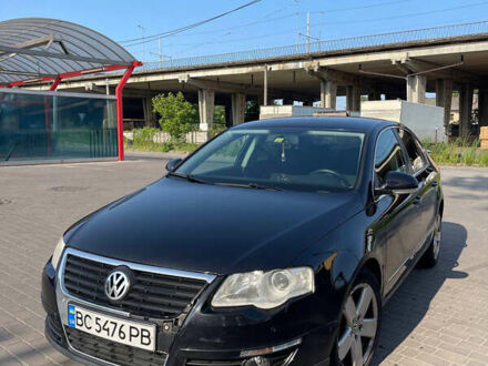 Черный Фольксваген Пассат, объемом двигателя 1.8 л и пробегом 208 тыс. км за 7000 $, фото 1 на Automoto.ua