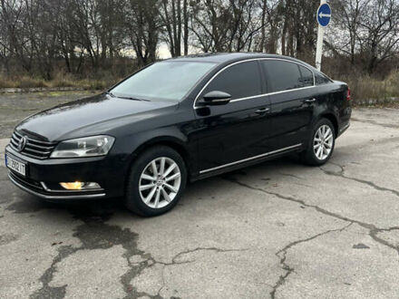 Черный Фольксваген Пассат, объемом двигателя 1.97 л и пробегом 340 тыс. км за 12000 $, фото 1 на Automoto.ua