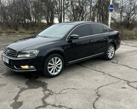 Черный Фольксваген Пассат, объемом двигателя 1.97 л и пробегом 340 тыс. км за 12000 $, фото 1 на Automoto.ua