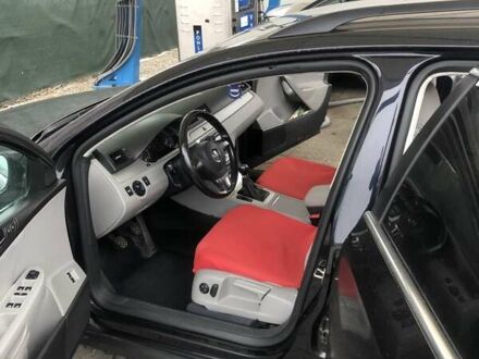 Черный Фольксваген Пассат, объемом двигателя 2 л и пробегом 239 тыс. км за 6600 $, фото 1 на Automoto.ua