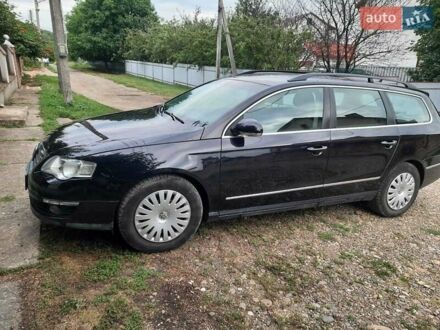 Фольксваген Пассат 2010 в Черновцах на Automoto.ua Черный Фольксваген Пассат, объемом двигателя 1.6 л и пробегом 258 тыс. км за 7000 $, фото 1 на Automoto.ua