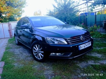 Фольксваген Пассат 2011 в Ромнах на Automoto.ua Черный Фольксваген Пассат, объемом двигателя 1.6 л и пробегом 240 тыс. км за 8600 $, фото 1 на Automoto.ua