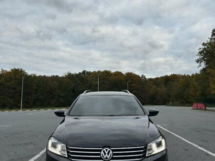 Фольксваген Пассат 2011 в Черновцах на Automoto.ua Черный Фольксваген Пассат, объемом двигателя 1.97 л и пробегом 257 тыс. км за 12300 $, фото 1 на Automoto.ua