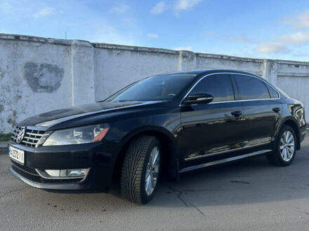 Черный Фольксваген Пассат, объемом двигателя 2.48 л и пробегом 260 тыс. км за 9800 $, фото 1 на Automoto.ua