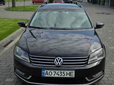 Фольксваген Пассат 2012 в Ужгороде на Automoto.ua Черный Фольксваген Пассат, объемом двигателя 1.8 л и пробегом 271 тыс. км за 8000 $, фото 1 на Automoto.ua