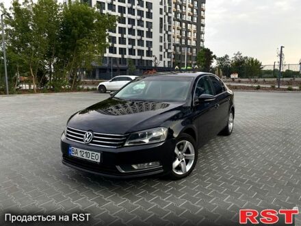 Фольксваген Пассат 2012 в Кропивницком (Кировограде) на Automoto.ua Черный Фольксваген Пассат, объемом двигателя 2 л и пробегом 265 тыс. км за 10300 $, фото 1 на Automoto.ua