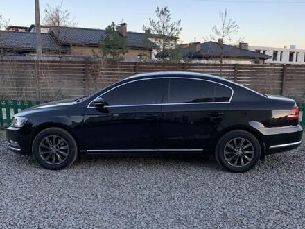 Черный Фольксваген Пассат, объемом двигателя 1.97 л и пробегом 300 тыс. км за 12000 $, фото 1 на Automoto.ua