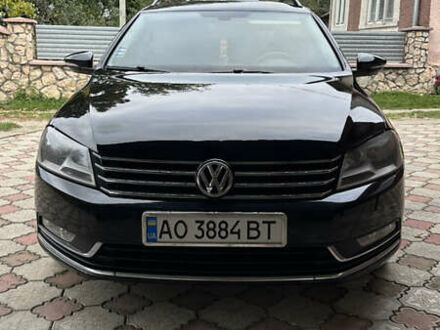 Фольксваген Пассат 2012 в Ужгороде на Automoto.ua Черный Фольксваген Пассат, объемом двигателя 1.6 л и пробегом 240 тыс. км за 8300 $, фото 1 на Automoto.ua