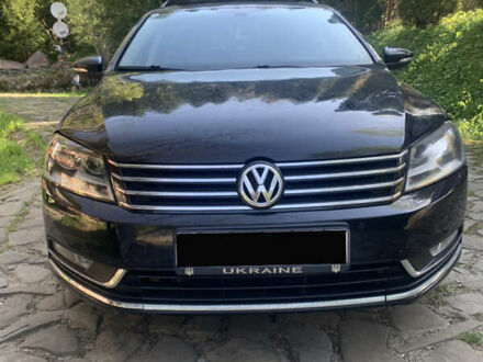 Черный Фольксваген Пассат, объемом двигателя 1.6 л и пробегом 234 тыс. км за 9500 $, фото 1 на Automoto.ua