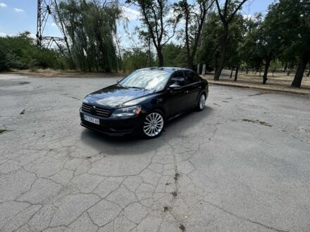 Черный Фольксваген Пассат, объемом двигателя 2.5 л и пробегом 280 тыс. км за 10000 $, фото 1 на Automoto.ua