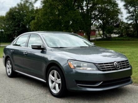 Черный Фольксваген Пассат, объемом двигателя 2 л и пробегом 81 тыс. км за 3900 $, фото 1 на Automoto.ua