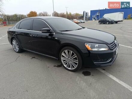 Черный Фольксваген Пассат, объемом двигателя 1.8 л и пробегом 221 тыс. км за 9000 $, фото 1 на Automoto.ua