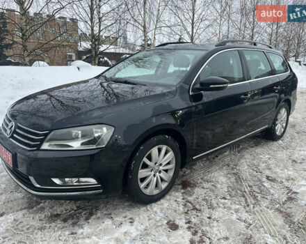 Черный Фольксваген Пассат, объемом двигателя 2 л и пробегом 200 тыс. км за 14400 $, фото 1 на Automoto.ua