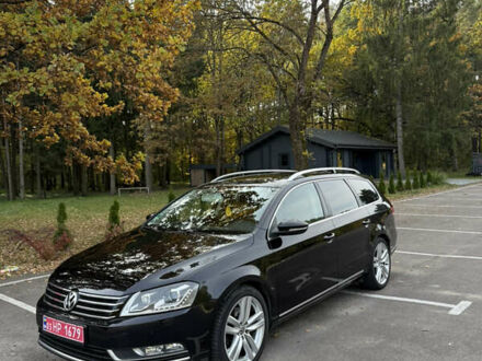 Черный Фольксваген Пассат, объемом двигателя 2 л и пробегом 243 тыс. км за 12500 $, фото 1 на Automoto.ua