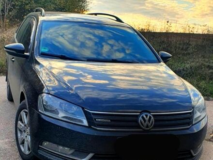 Фольксваген Пассат 2013 в Конотопе на Automoto.ua Черный Фольксваген Пассат, объемом двигателя 16 л и пробегом 250 тыс. км за 10300 $, фото 1 на Automoto.ua