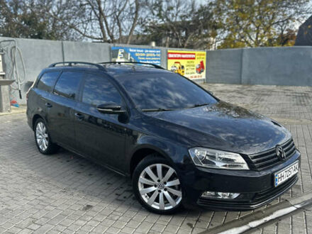 Фольксваген Пассат 2014 в Балте на Automoto.ua Черный Фольксваген Пассат, объемом двигателя 2 л и пробегом 243 тыс. км за 12499 $, фото 1 на Automoto.ua