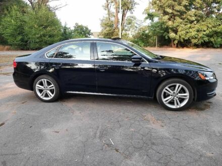 Чорний Фольксваген Пассат, об'ємом двигуна 2 л та пробігом 300 тис. км за 9499 $, фото 1 на Automoto.ua