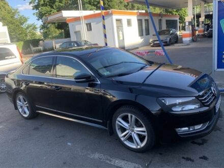 Черный Фольксваген Пассат, объемом двигателя 2 л и пробегом 307 тыс. км за 10500 $, фото 1 на Automoto.ua