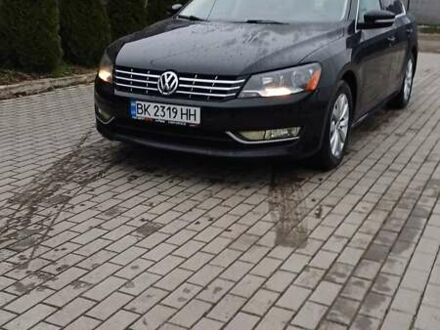 Черный Фольксваген Пассат, объемом двигателя 1.97 л и пробегом 256 тыс. км за 10500 $, фото 1 на Automoto.ua