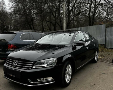 Черный Фольксваген Пассат, объемом двигателя 1.6 л и пробегом 263 тыс. км за 10600 $, фото 1 на Automoto.ua