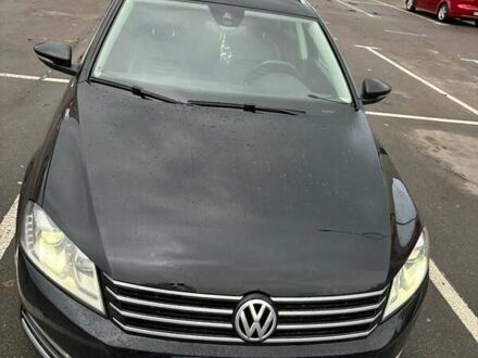Черный Фольксваген Пассат, объемом двигателя 1.97 л и пробегом 304 тыс. км за 14000 $, фото 1 на Automoto.ua