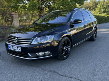 Черный Фольксваген Пассат, объемом двигателя 2 л и пробегом 315 тыс. км за 12400 $, фото 1 на Automoto.ua