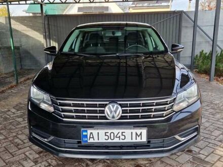 Черный Фольксваген Пассат, объемом двигателя 1.8 л и пробегом 215 тыс. км за 11800 $, фото 1 на Automoto.ua