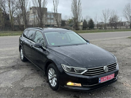 Черный Фольксваген Пассат, объемом двигателя 1.97 л и пробегом 261 тыс. км за 13499 $, фото 1 на Automoto.ua