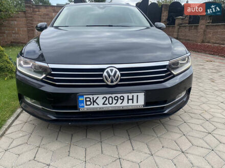 Черный Фольксваген Пассат, объемом двигателя 1.97 л и пробегом 233 тыс. км за 12800 $, фото 1 на Automoto.ua