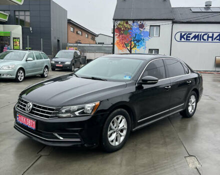 Черный Фольксваген Пассат, объемом двигателя 1.8 л и пробегом 161 тыс. км за 12300 $, фото 1 на Automoto.ua