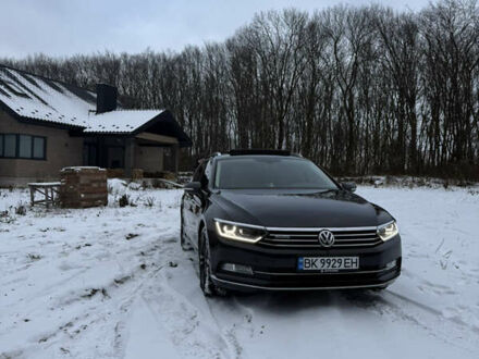 Чорний Фольксваген Пассат, об'ємом двигуна 1.97 л та пробігом 283 тис. км за 17999 $, фото 1 на Automoto.ua