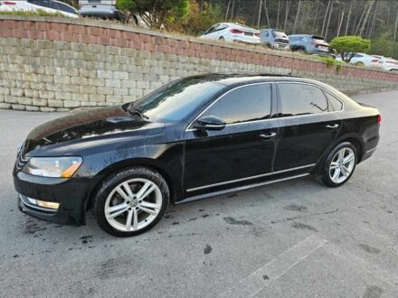 Черный Фольксваген Пассат, объемом двигателя 2 л и пробегом 190 тыс. км за 2900 $, фото 1 на Automoto.ua
