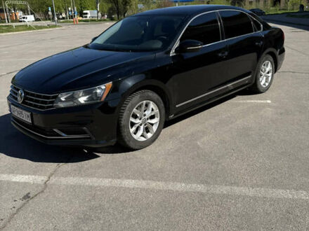 Чорний Фольксваген Пассат, об'ємом двигуна 1.8 л та пробігом 176 тис. км за 12600 $, фото 1 на Automoto.ua