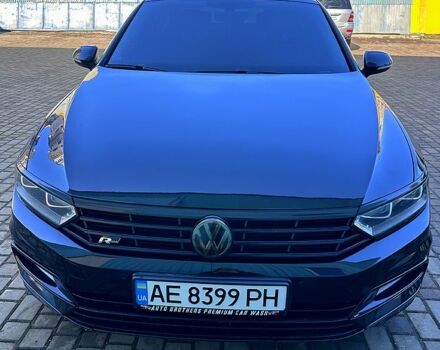 Черный Фольксваген Пассат, объемом двигателя 2 л и пробегом 31600 тыс. км за 16000 $, фото 1 на Automoto.ua