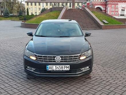 Чорний Фольксваген Пассат, об'ємом двигуна 1.8 л та пробігом 141 тис. км за 11800 $, фото 1 на Automoto.ua