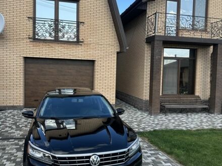 Черный Фольксваген Пассат, объемом двигателя 1.8 л и пробегом 188 тыс. км за 13200 $, фото 1 на Automoto.ua