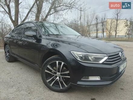 Фольксваген Пассат 2016 в Червонограде на Automoto.ua Черный Фольксваген Пассат, объемом двигателя 1.97 л и пробегом 295 тыс. км за 14300 $, фото 1 на Automoto.ua