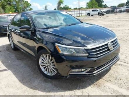 Черный Фольксваген Пассат, объемом двигателя 1.8 л и пробегом 87 тыс. км за 1400 $, фото 1 на Automoto.ua